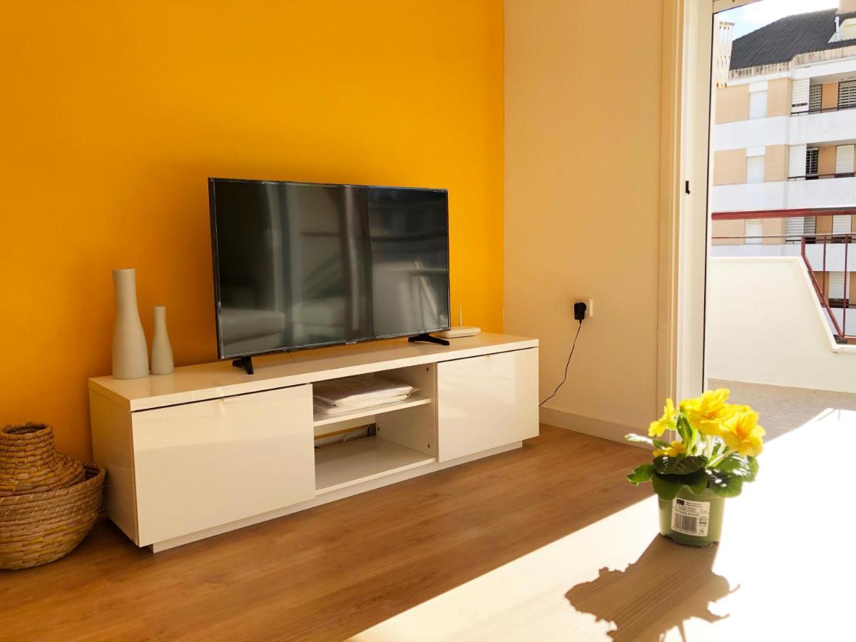 Lovely Seaside Apartment In Front Of Calafell Beach And Cunit Beach سيجور دي كالافيل المظهر الخارجي الصورة